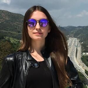 Meet your Posher, Viktoria